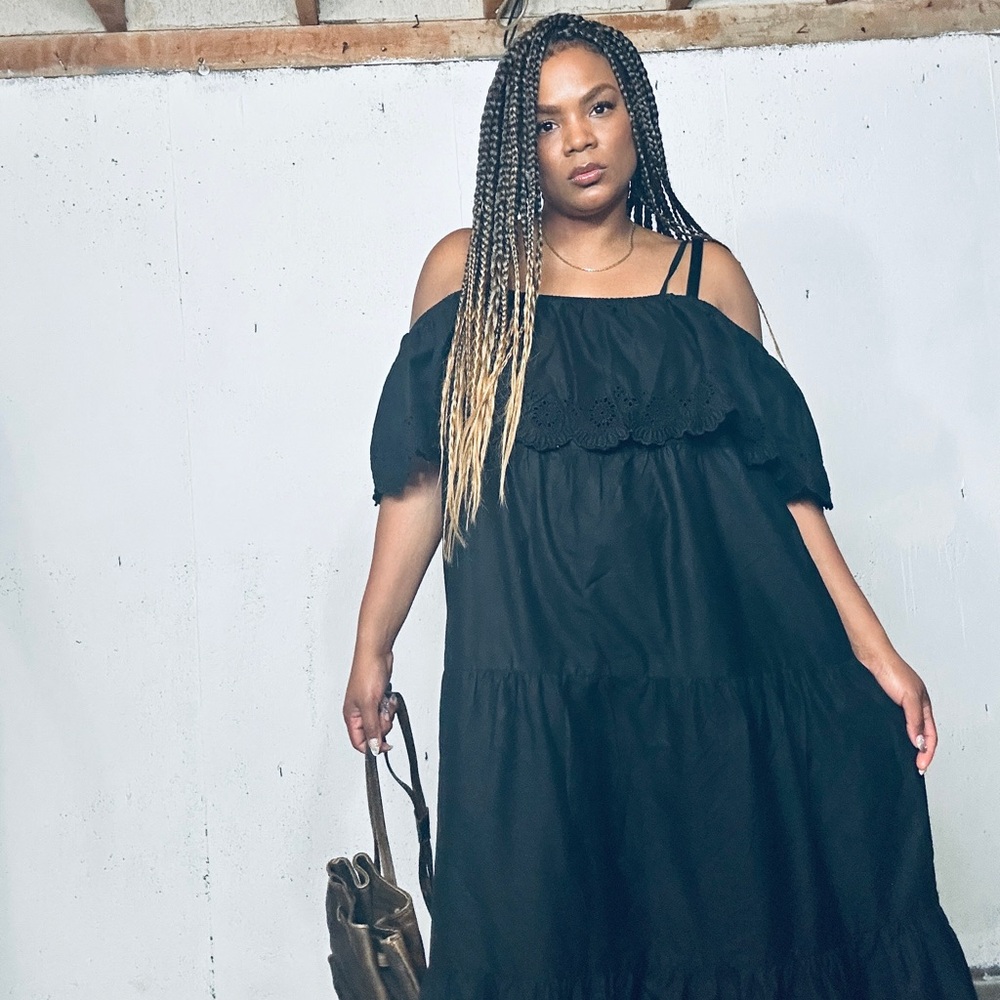 Old Navy Off the Shoulders Black Embroidery Maxi Dress, XXL - Picture 2 of 9